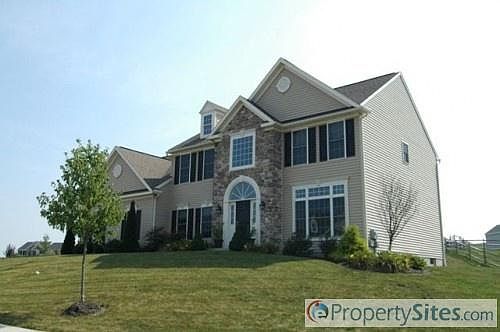 1st image of 74 Sweetwater Ln