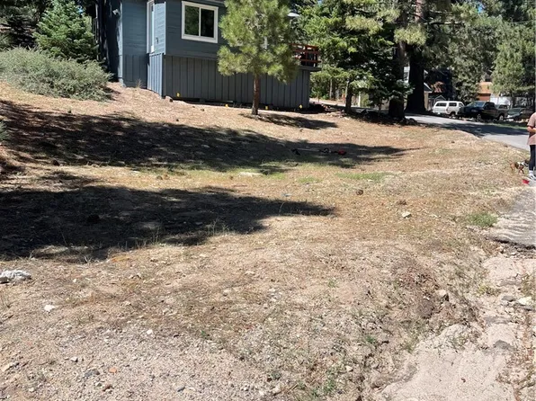 564 Yukon Dr #76, Green Valley Lake, CA 92341