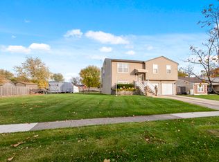 20441 S Graceland Ln, Frankfort, IL 60423