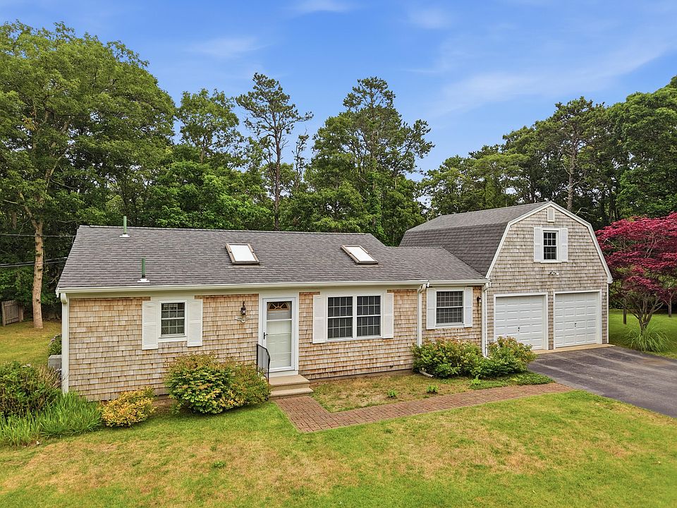 1st image of 40 Cape Cod Lane