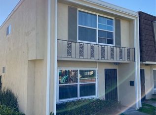 10043 Los Coyotes Ct, Fountain Valley, CA 92708
