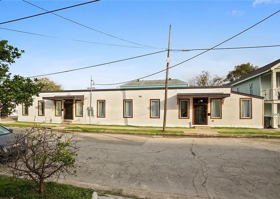1st image of 328 N Roman St #328