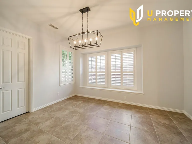 1810 Port Isabel Dr — Photo 16