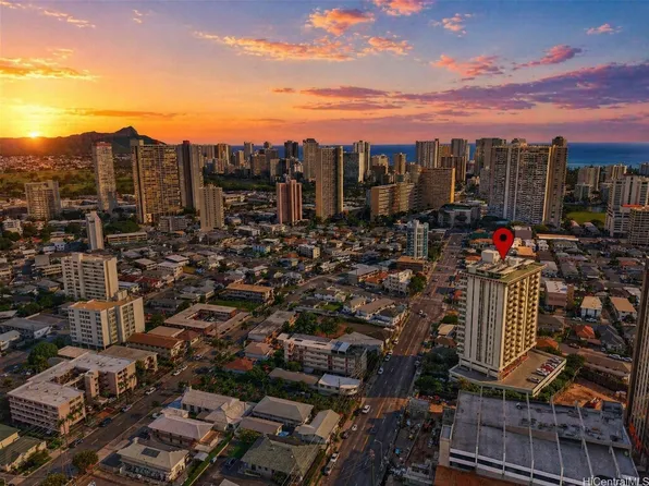 796 Isenberg St APT 12G, Honolulu, HI 96826