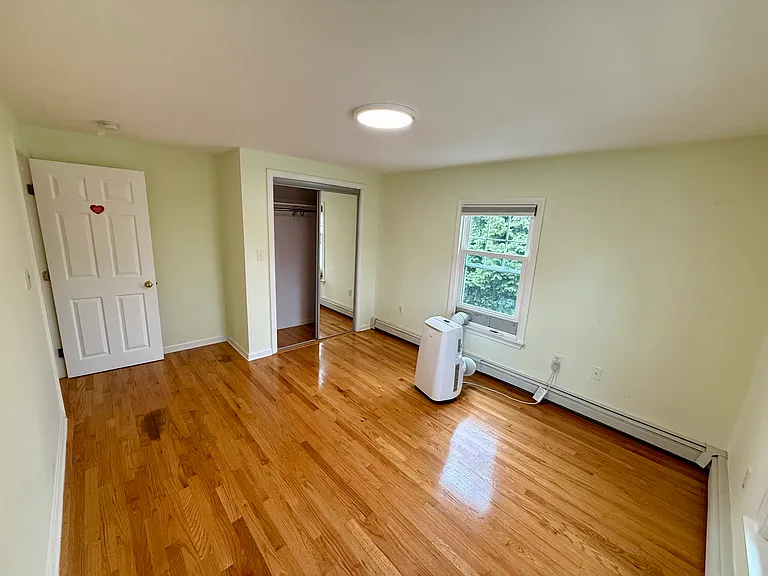 18 Pine St #1 — Photo 14