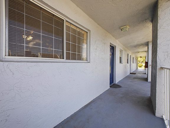 2nd image of 2960 SW 22nd Ave #8120