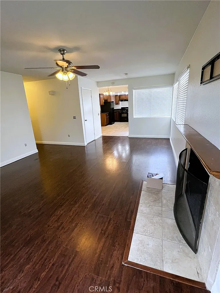 2 bed, 1014 sqft, $2,500 — Photo 3