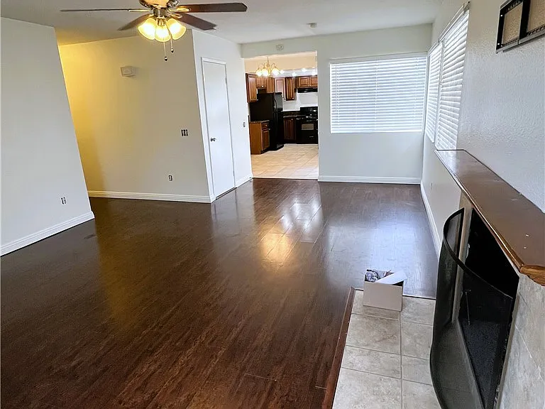 25234 Lawton Ave — Photo 3