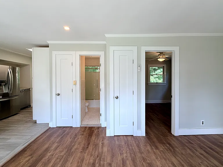 40 Hampton St — Photo 12