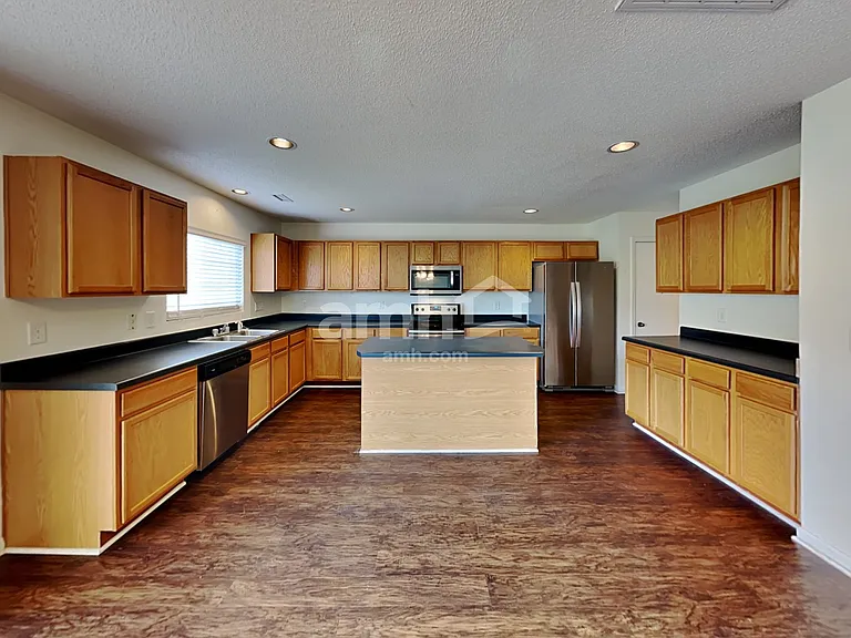 406 Averasboro Dr — Photo 5