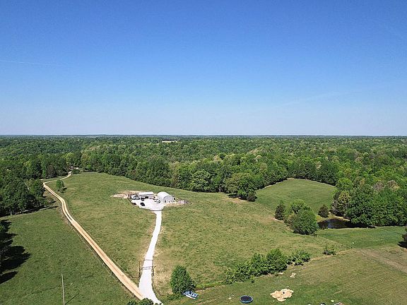 3rd image of 2880 Ewing Ridge Rd