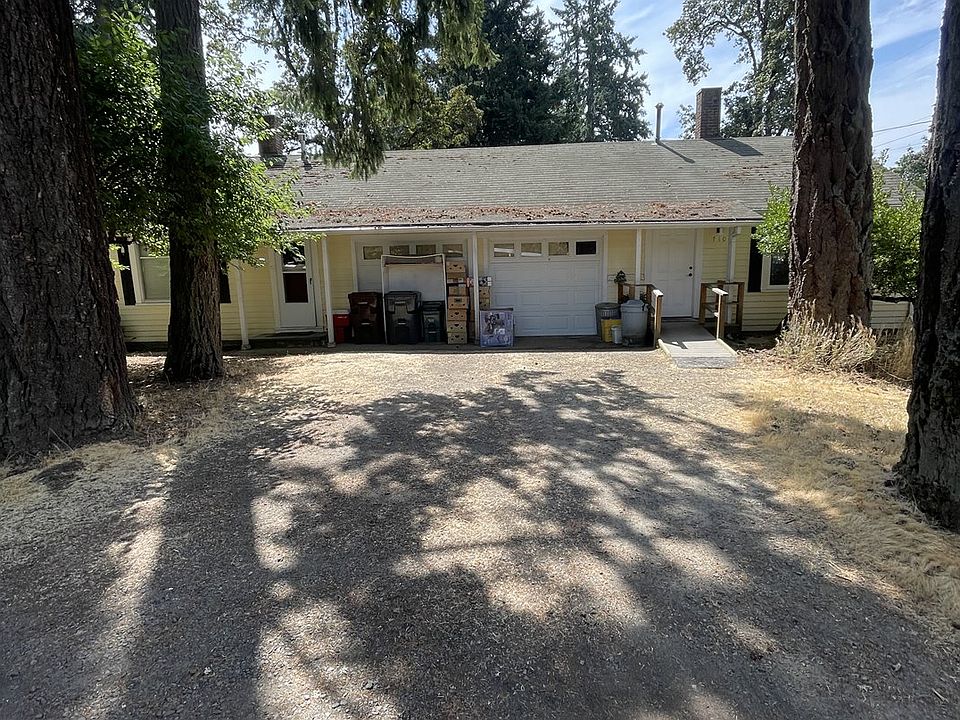 1st image of 710 SE Englewood Dr