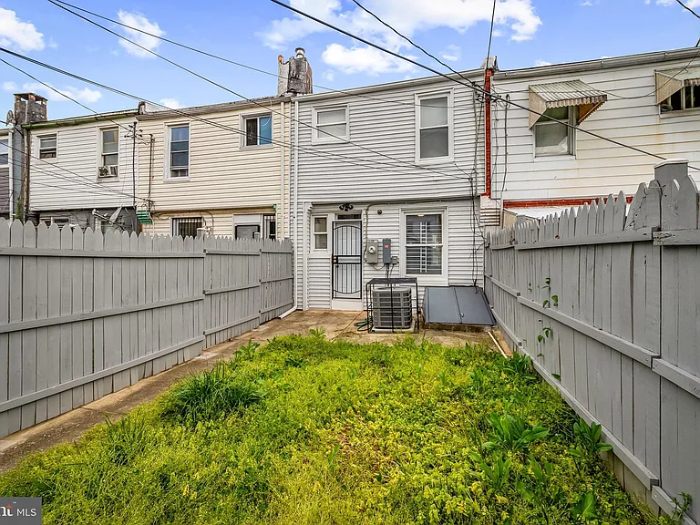 3339 Elmora Ave — Photo 25