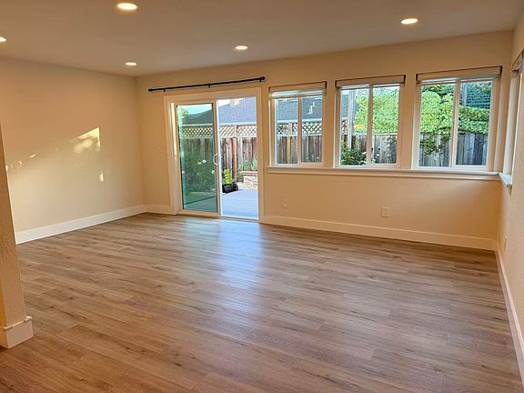 3rd image of 36531 Bosworth Ct