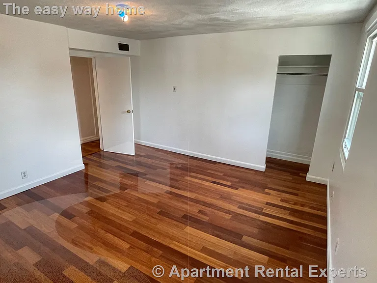 70-72 School St #2 — Photo 10