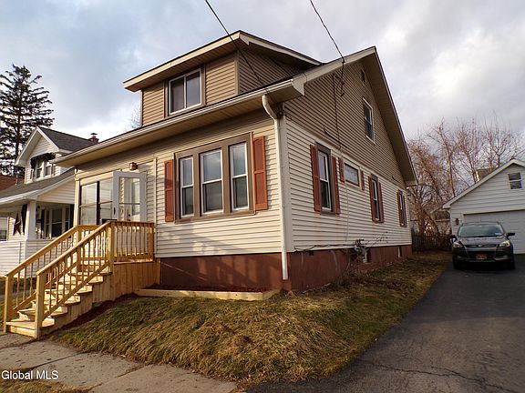3rd image of 14 Crescent Avenue