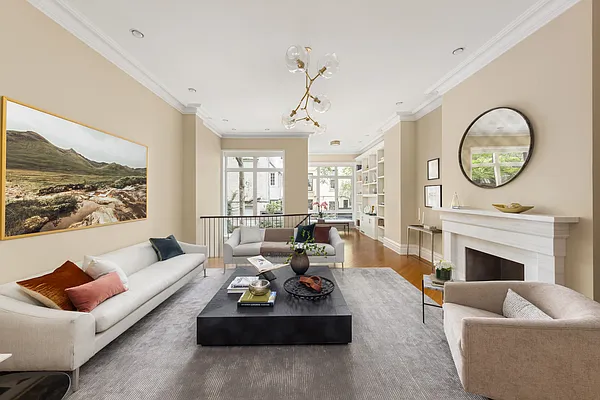 Sold by Leslie J. Garfield | media 2