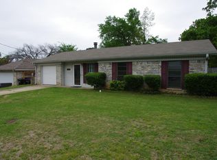 1320 Ravencrest Dr, Longview, TX 75605