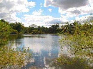 8454 Heron Lake Dr, New Carlisle, IN 46552