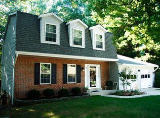 15084 Barkwood Dr, Woodbridge, VA 22193