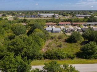 11050 Carnegie Ave, Englewood, FL 34224