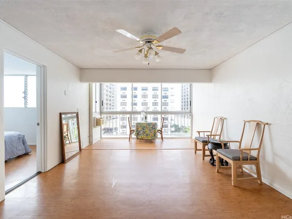 155 Paoakalani Ave APT 604, Honolulu, HI 96815