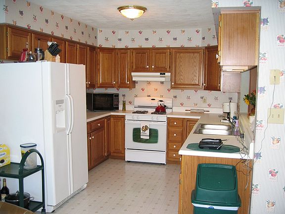 Large kitchen with oak cabinets