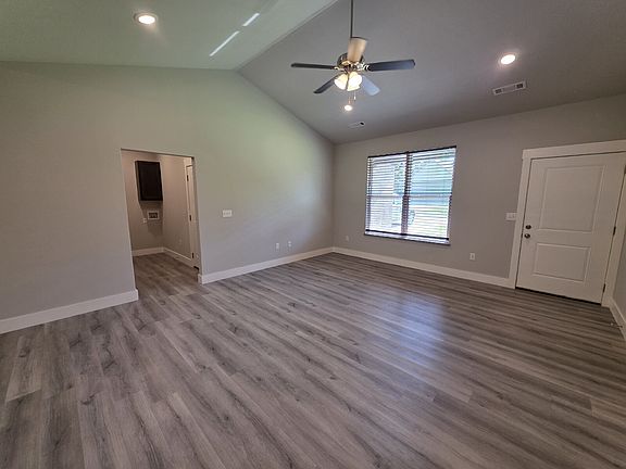 3rd image of 13 Lockhart Ln