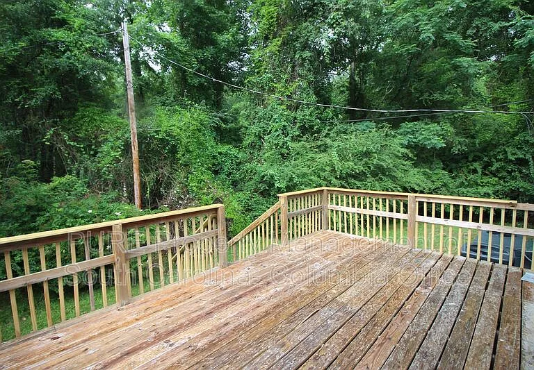 403 Charwood Ln — Photo 11