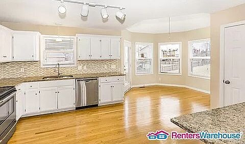 5th image of 1104 Willow Ln