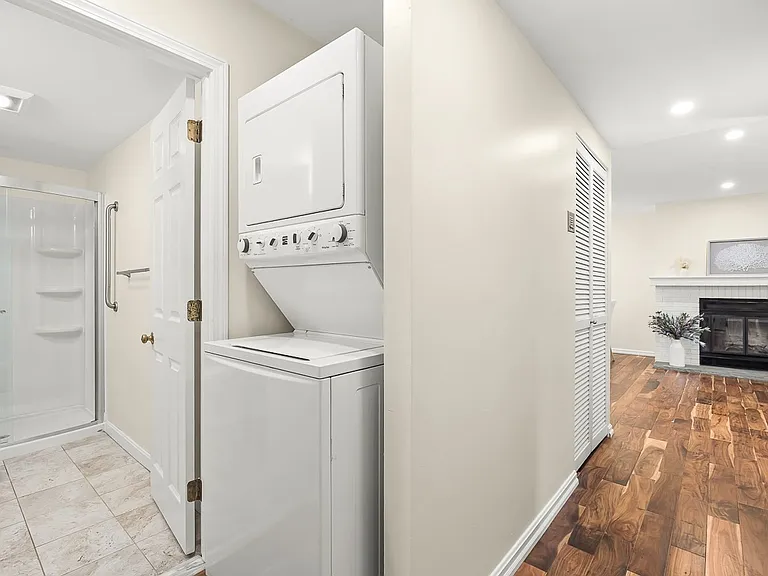 666 Main St #315 — Photo 19