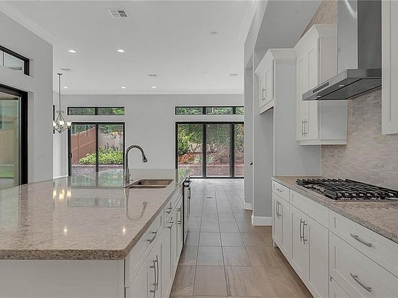 2nd image of 8184 Via Vittoria Way