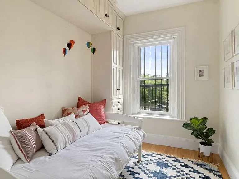 570 Massachusetts Ave #3 — Photo 8