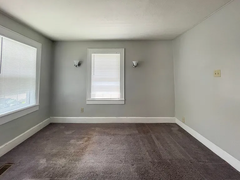 1711 & 1711 1/2 N Ball Ave. (Wynn Funds LLC) — Photo 18