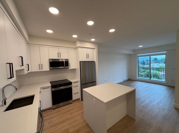 2 bedroom rental in Abbotsford — photo 2