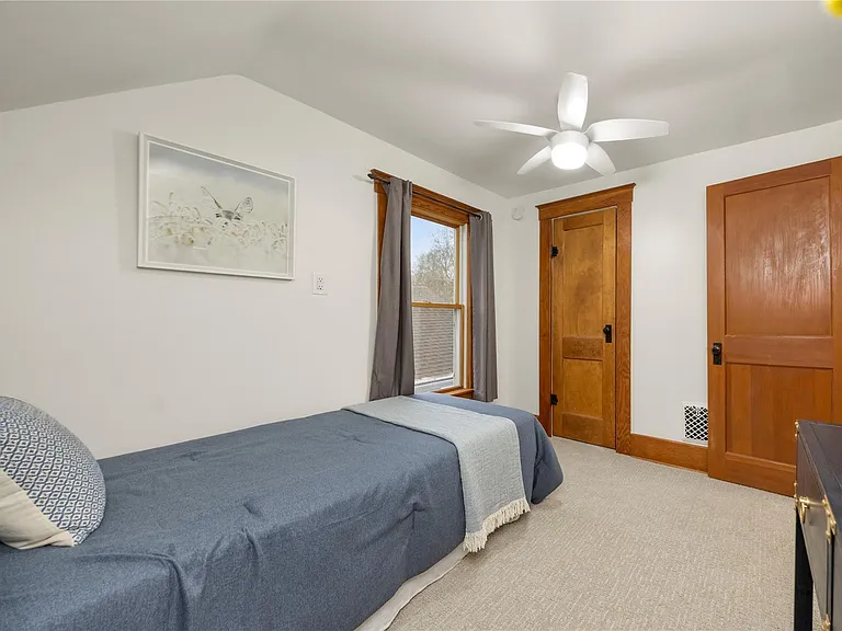 436 Park St — Photo 21