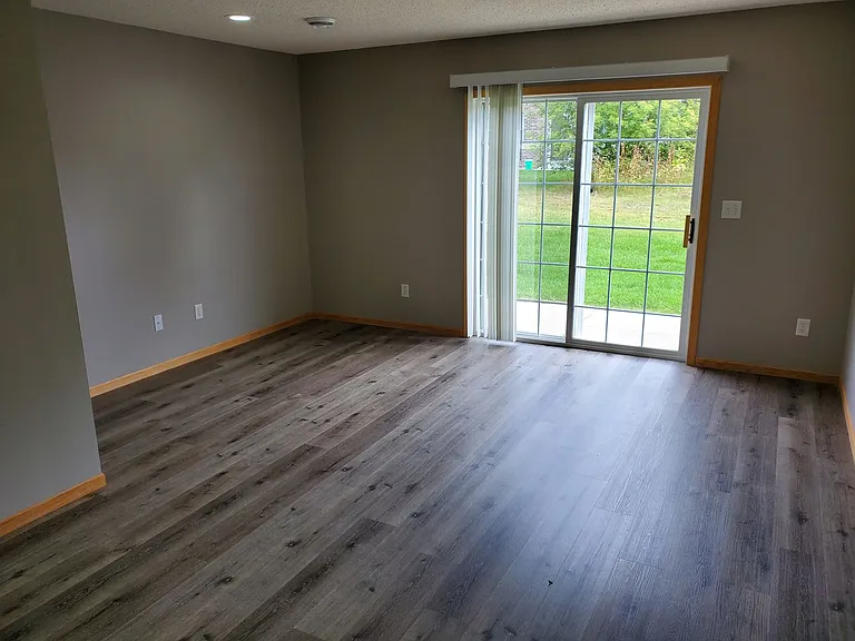 3218 Portage Cir NW — Photo 4