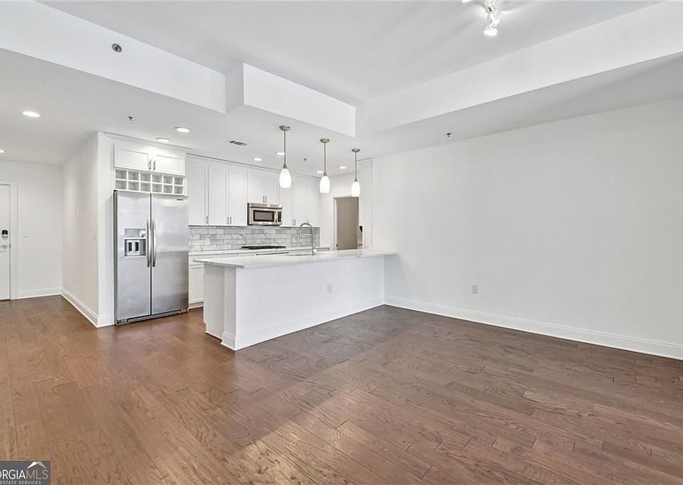 1st image of 270 17th St NW Unit 2010