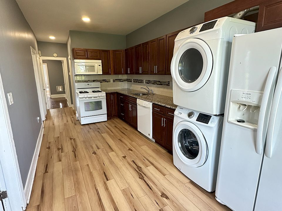 Kitchen and Laundry