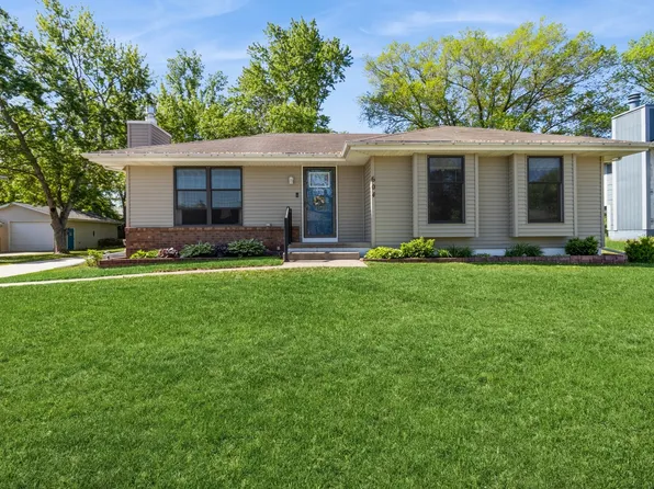 604 NE 8th St, Grimes, IA 50111