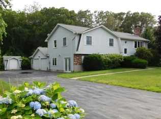 5 Almond Dr, Waterford, CT 06385