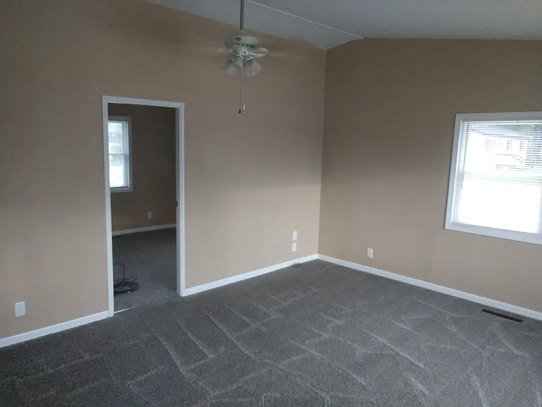 502 N Staffon St — Photo 15