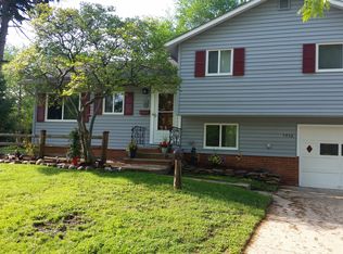 5950 Calamie Dr, Parma Heights, OH 44130