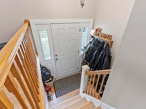 5th image of 9 Birch Ln