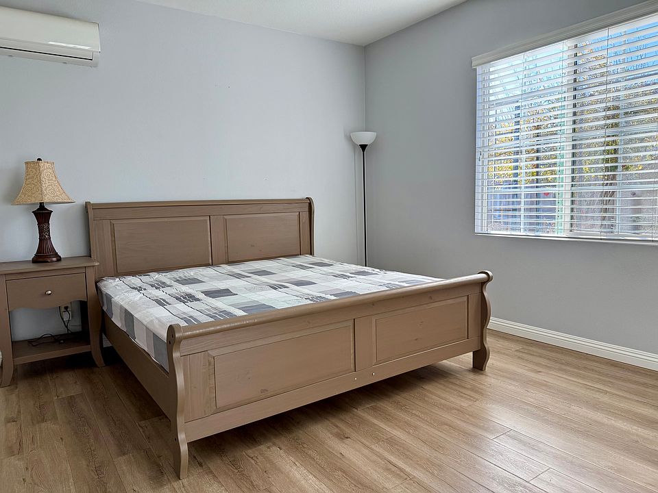 1st image of 10668 Cilantro Ct #B