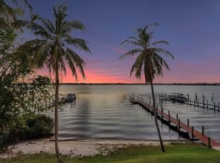 900 SW Saint Lucie Cres, Stuart, FL 34994