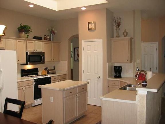 4th image of 1749 Fort Grant Dr