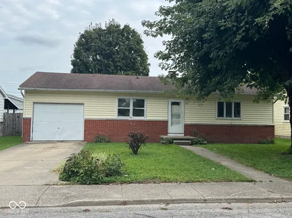 821 Poplar St, Tipton, IN 46072