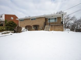 413 Sharon Rd, Coraopolis, PA 15108