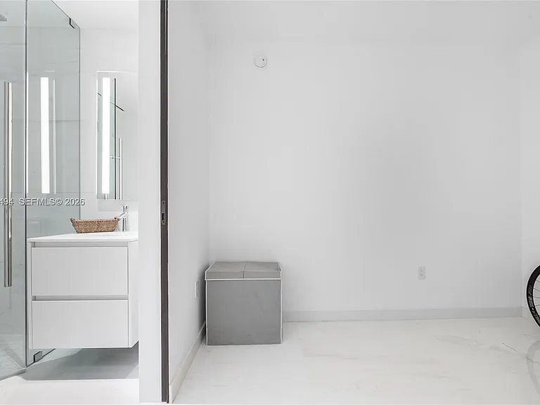 300 Biscayne Boulevard Way #5104 — Photo 34